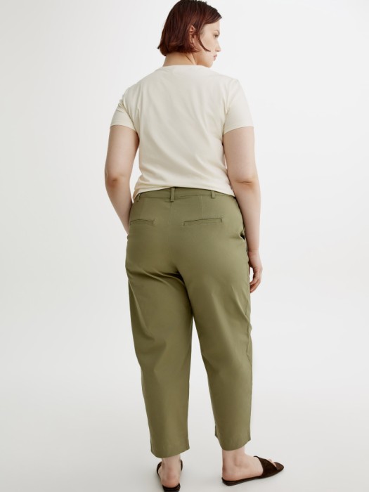 укороченные брюки чиносы из хлопка спереди