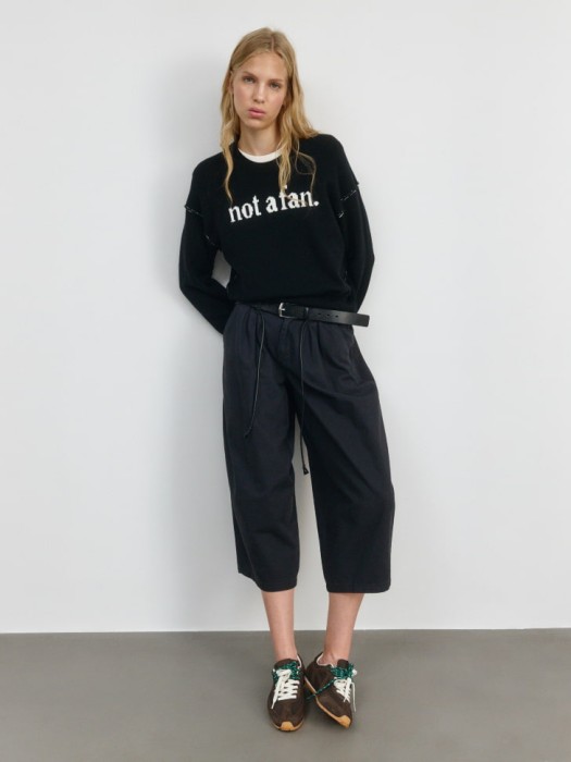 укороченные брюки из линейки  young от бренда sela вид слева