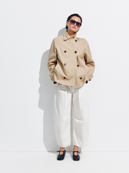 укороченные объемные джинсы из джинсы и джинскота спереди