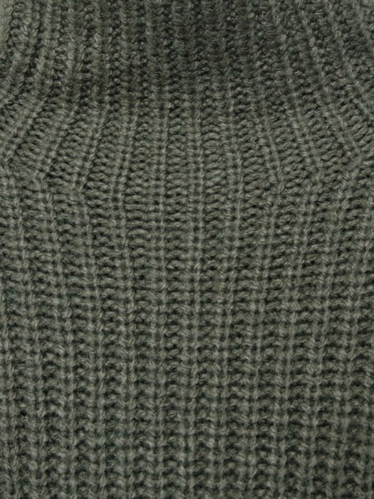 укороченный джемпер из линейки  young из проверенных материалов спереди