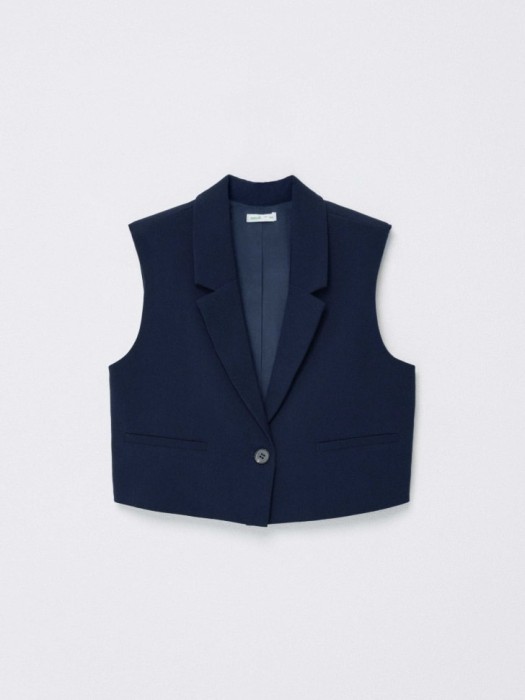 укороченный школьный жилет для девочек по цене 1299 руб вид справа