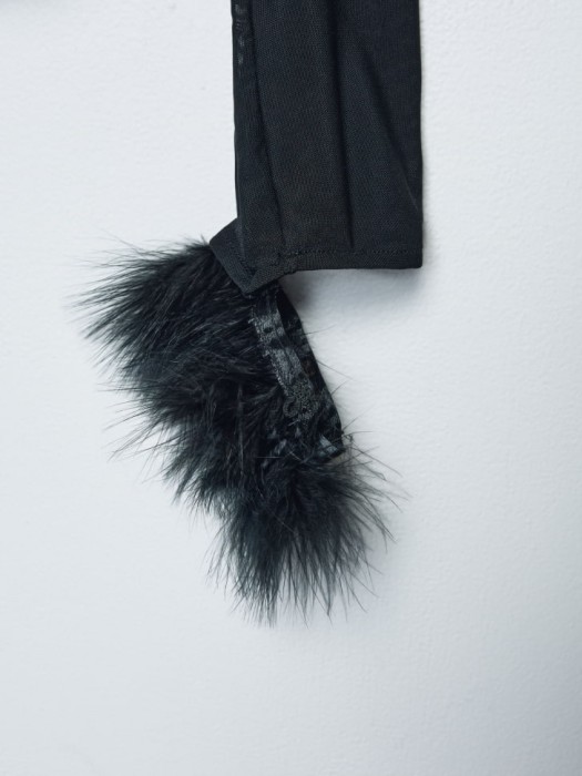 укороченный топ с перьями для девочек из россии вид сбоку