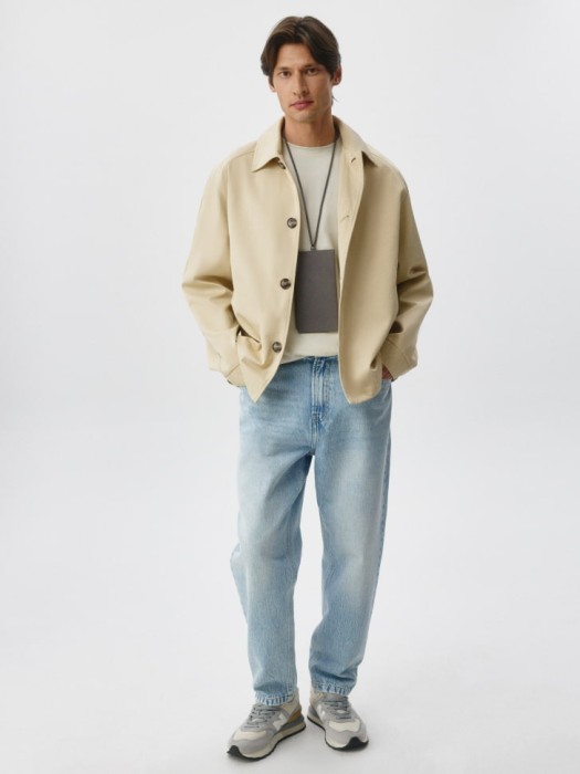 укороченный тренч из твила из россии вид сбоку