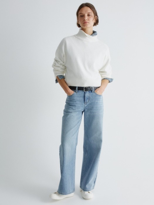 укороченный вязаный джемпер с содержанием шерсти от бренда sela вид слева