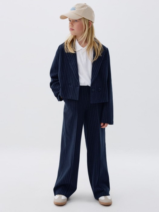 укороченный жакет в полоску для девочек от бренда sela вид слева