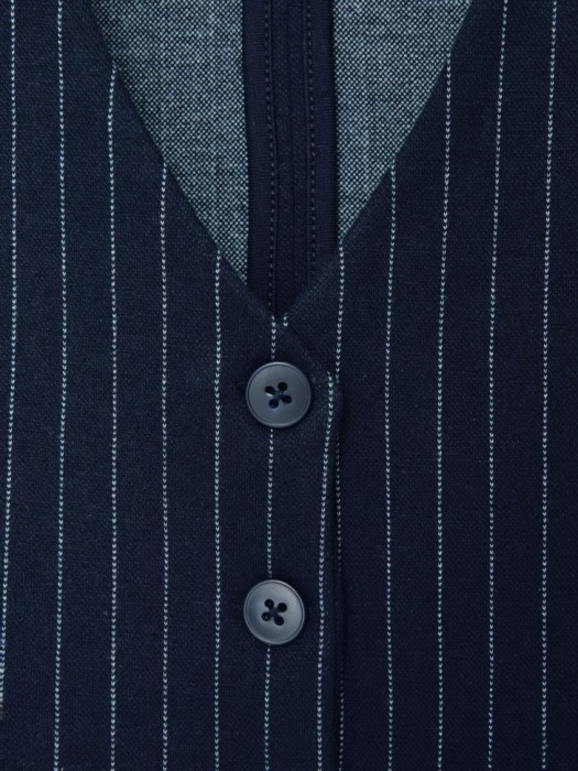 Товар угольного цвета с внутренней стороны