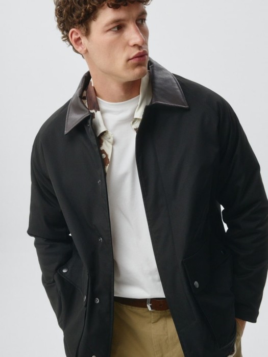 утепленная куртка с воротником универсального стиля с лицевой стороны