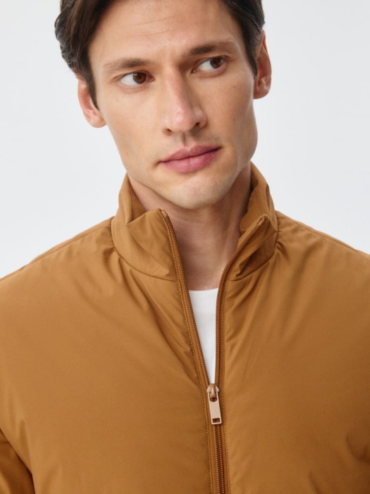 утепленная куртка-трансформер из россии вид сбоку