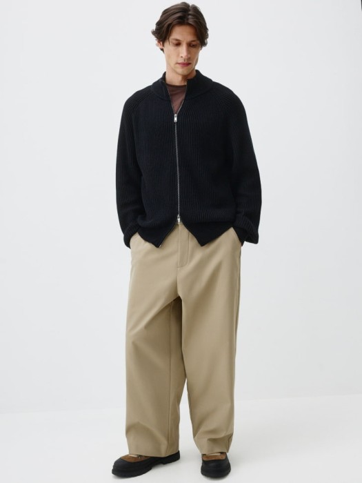 утепленные брюки свободного кроя от бренда sela вид слева