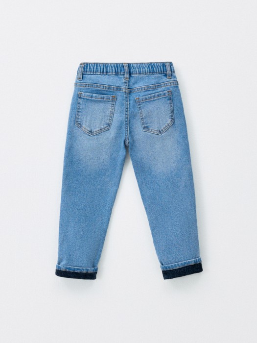 утепленные джинсы mom fit для девочек из россии вид сбоку