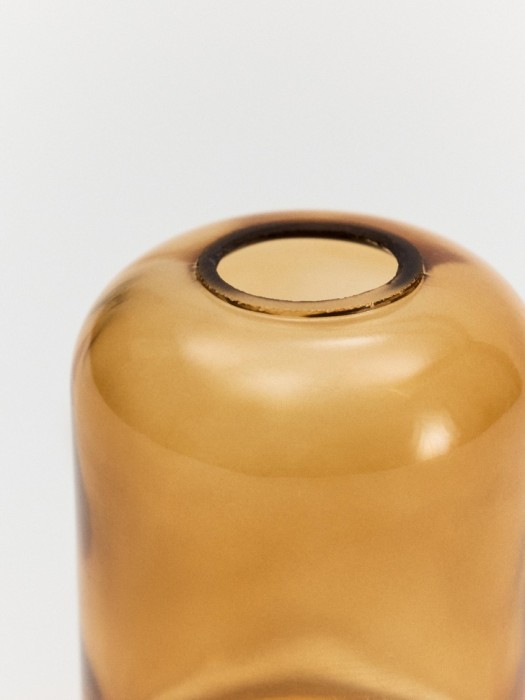 ваза из стекла от бренда sela вид слева