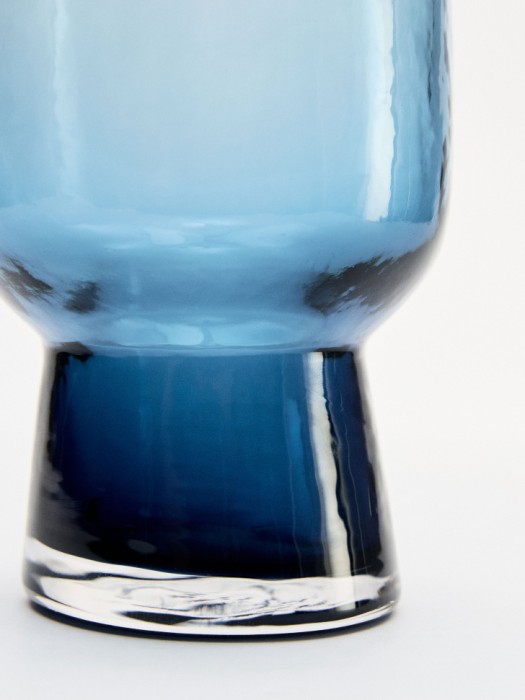 ваза из стекла из россии вид сбоку