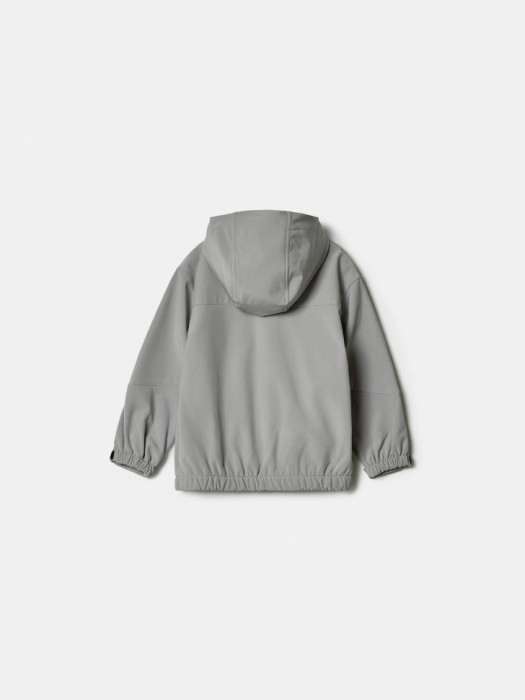 ветровка из softshell на флисе для мальчиков от бренда sela вид слева