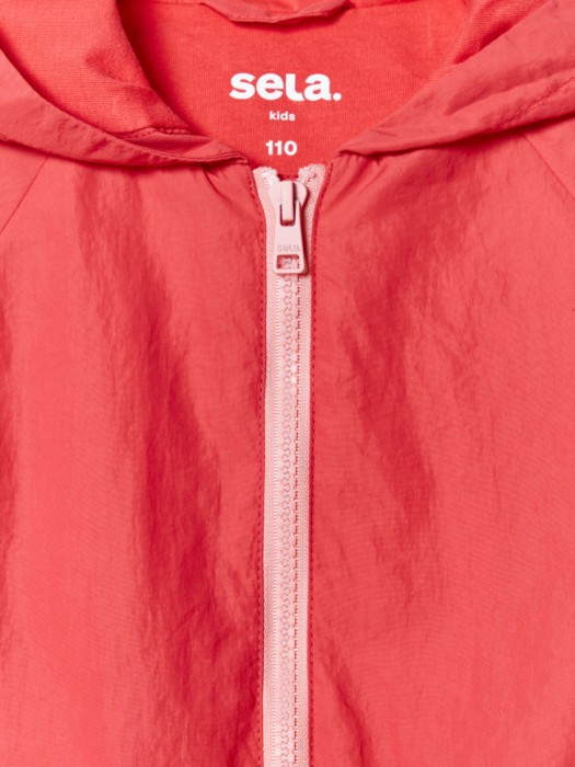 ветровка с капюшоном для девочек из россии вид сбоку