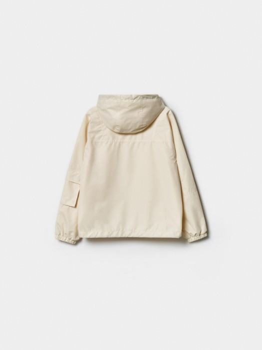 ветровка с капюшоном для девочек от бренда sela вид слева