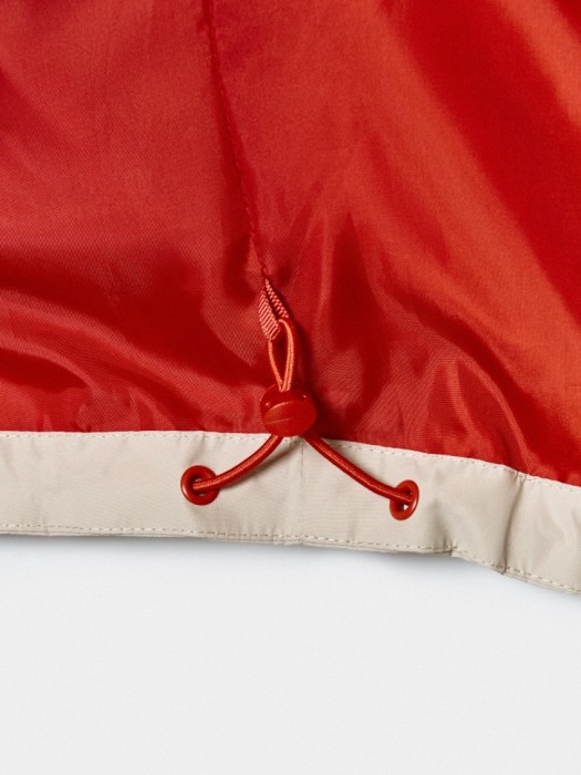 ветровка с капюшоном для мальчиков универсального стиля с лицевой стороны