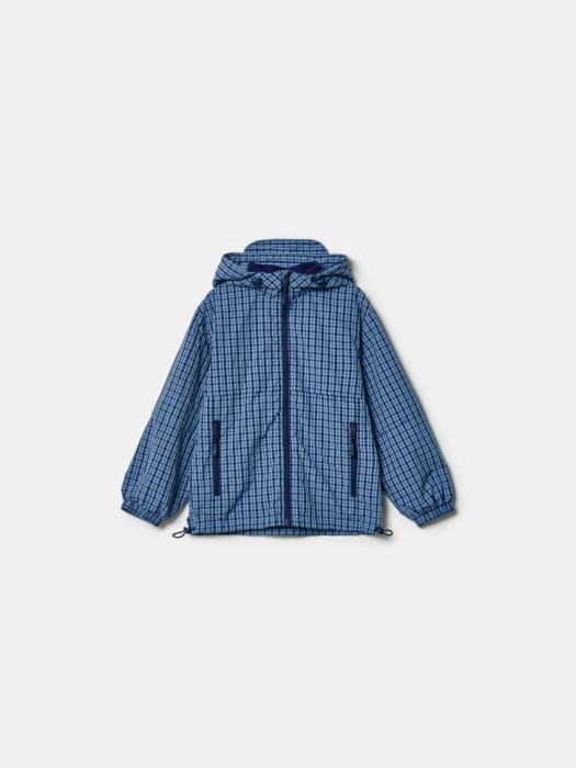 ветровка в клетку для мальчиков по цене 2799 руб вид справа