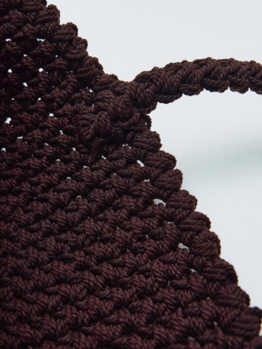 вязаная сумка из линейки  young по цене 2499 руб вид справа