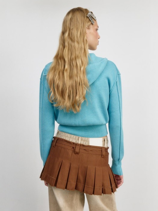 вязаная толстовка из линейки  young по цене 2999 руб вид справа