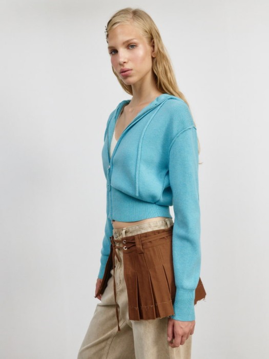 вязаная толстовка из линейки  young из россии вид сбоку