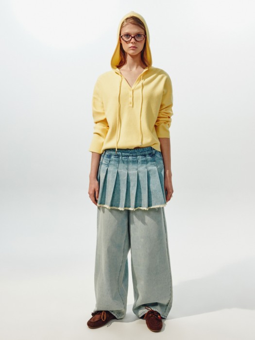 вязаное худи оверсайз из линейки  young от бренда sela вид слева