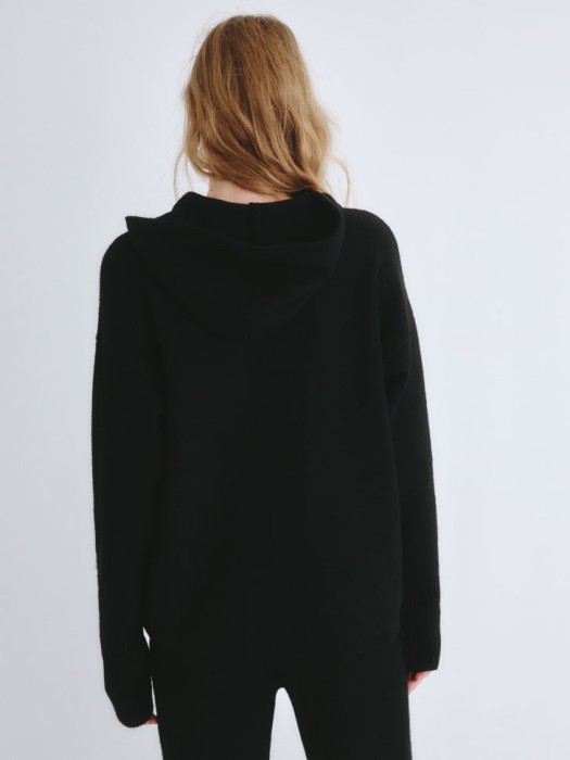 вязаное худи с капюшоном из линейки  young по цене 2299 руб вид справа