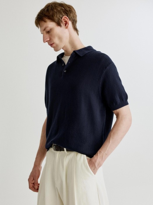 вязаное поло с коротким рукавом по цене 2999 руб вид справа