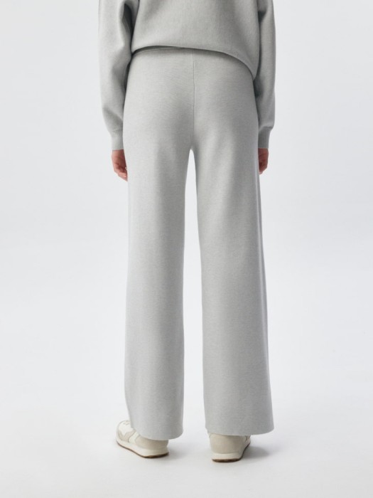 вязаные брюки с декоративными швами из россии вид сбоку