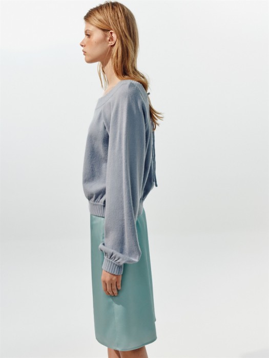 вязаный джемпер из линейки  young из россии вид сбоку