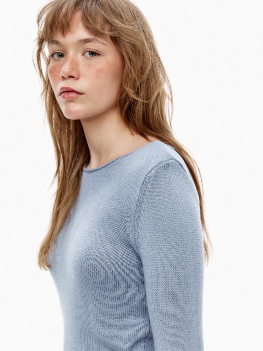 вязаный джемпер из линейки  young из россии вид сбоку