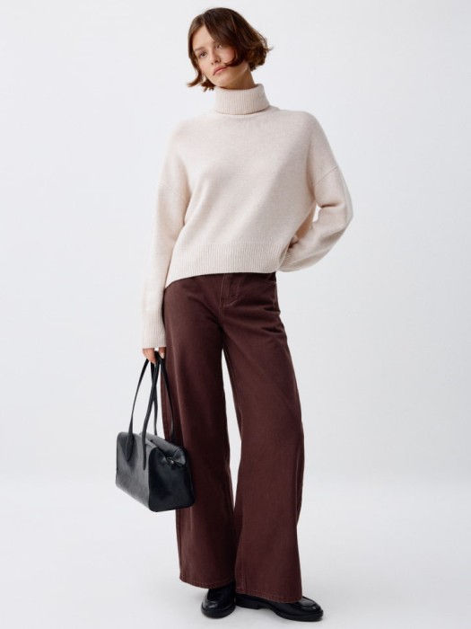 вязаный джемпер из шерсти и кашемира из россии вид сбоку