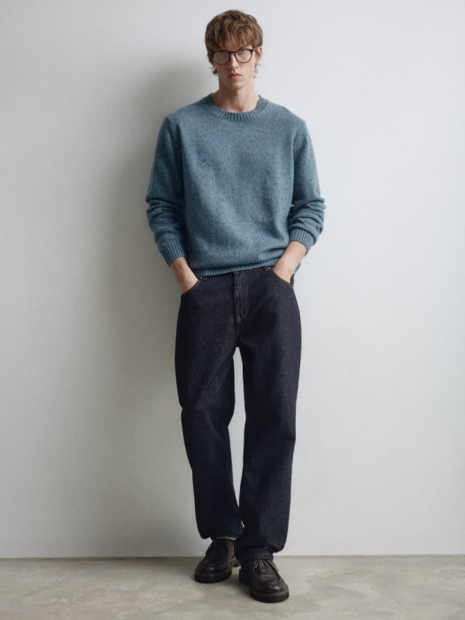 вязаный джемпер из смесовой шерсти из россии вид сбоку