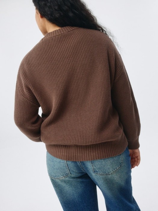 вязаный джемпер оверсайз по цене 1999 руб вид справа