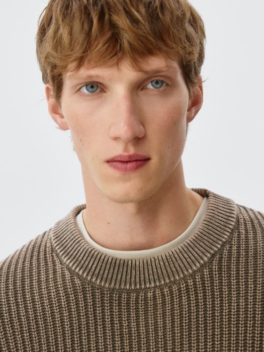 вязаный джемпер с эффектом стирки по цене 2799 руб вид справа