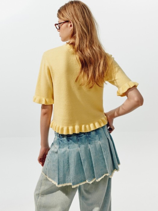 вязаный джемпер с оборками из линейки  young из россии вид сбоку