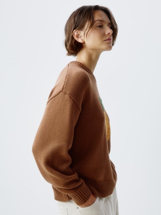 вязаный джемпер с вышивкой по цене 1799 руб вид справа