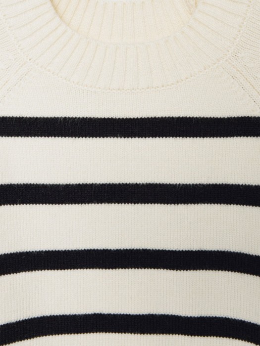 вязаный джемпер в полоску детский из россии вид сбоку