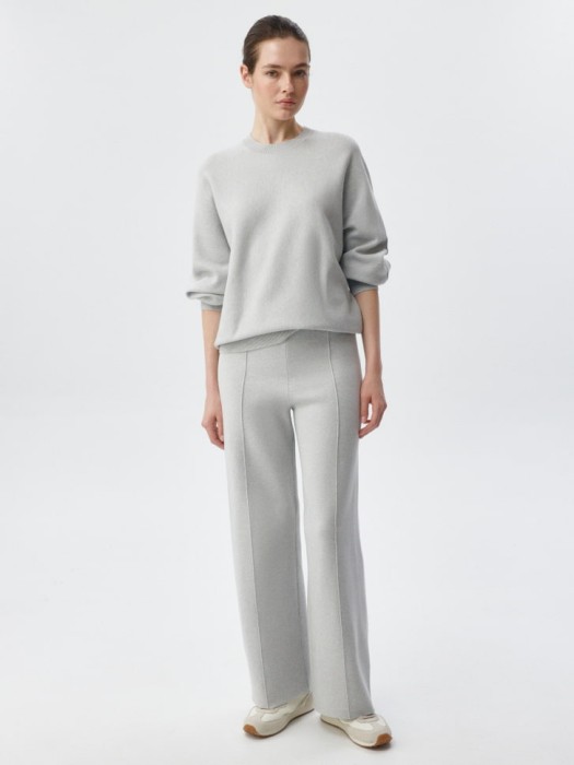 вязаный джемпер жаккардовой вязки от бренда sela вид слева