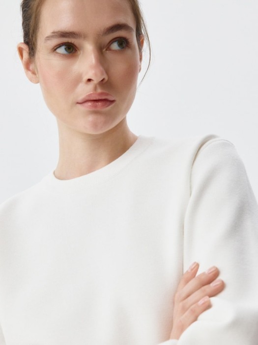 вязаный джемпер по цене 1599 руб вид справа