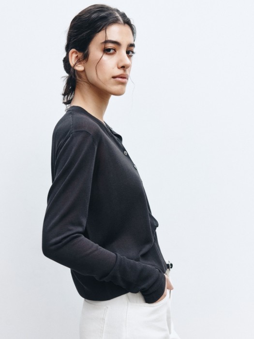 Товар перламутрового цвета с внутренней стороны