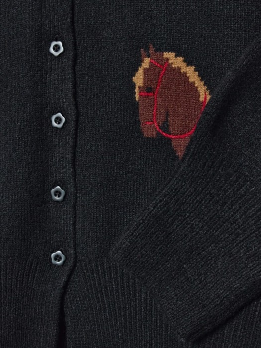 вязаный кардиган с иллюстрацией из линейки  young от 16 до 18 лет с изнаночной стороны