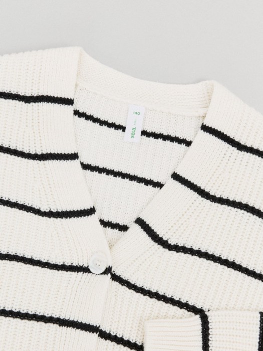 Товар угольного цвета с внутренней стороны