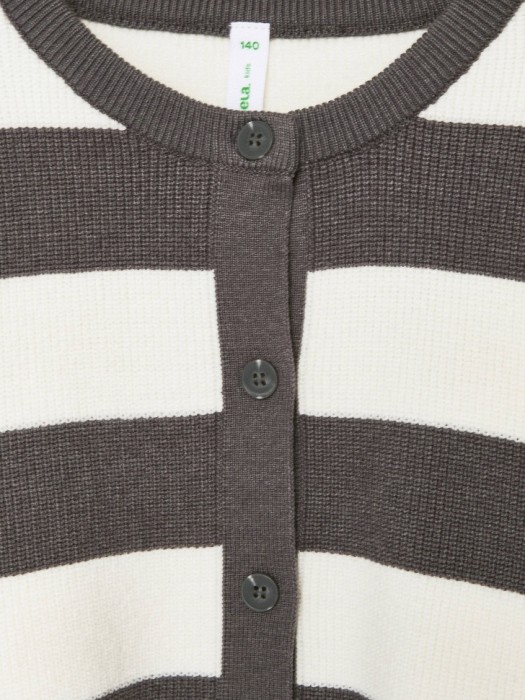 вязаный кардиган в полоску для девочек из льна спереди