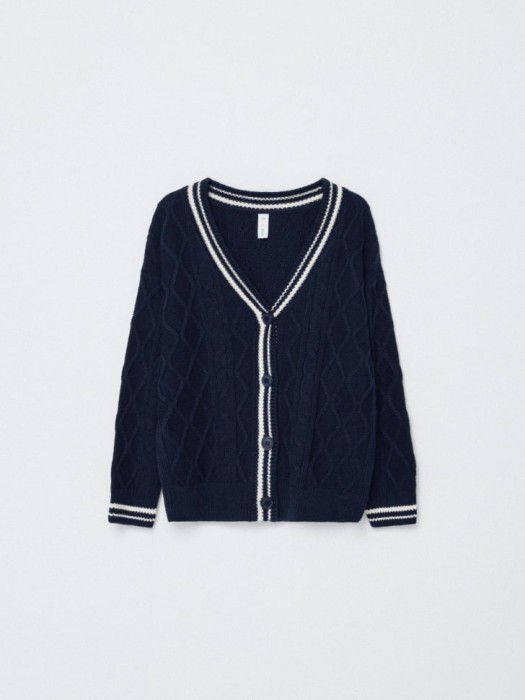 вязаный кардиган в стиле преппи для девочек из россии вид сбоку