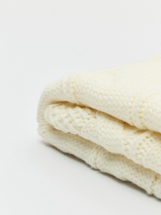 вязаный плед по цене 2799 руб вид справа