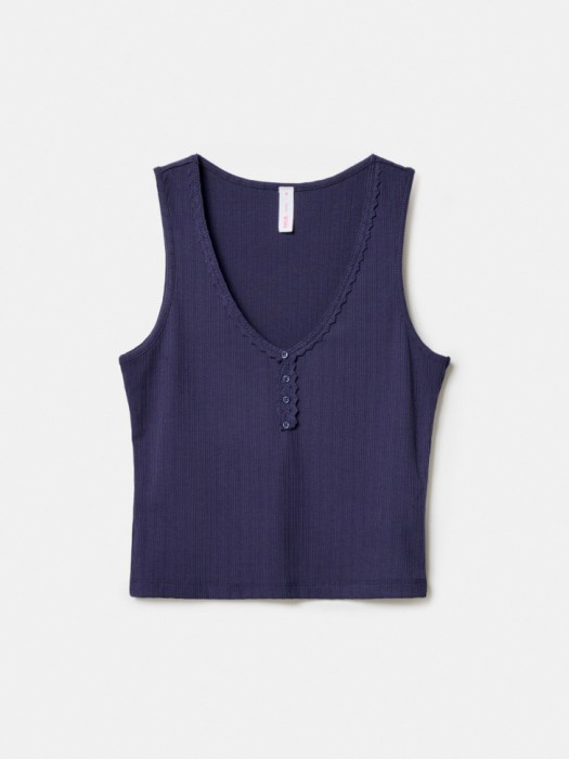 вязаный топ с кружевом из линейки  young из проверенных материалов спереди