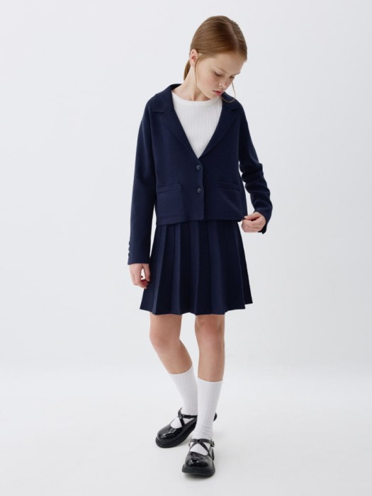 вязаный жакет для девочек от бренда sela вид слева