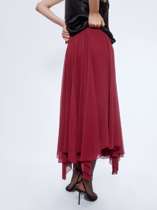 юбка из жатого шифона по цене 3799 руб вид справа