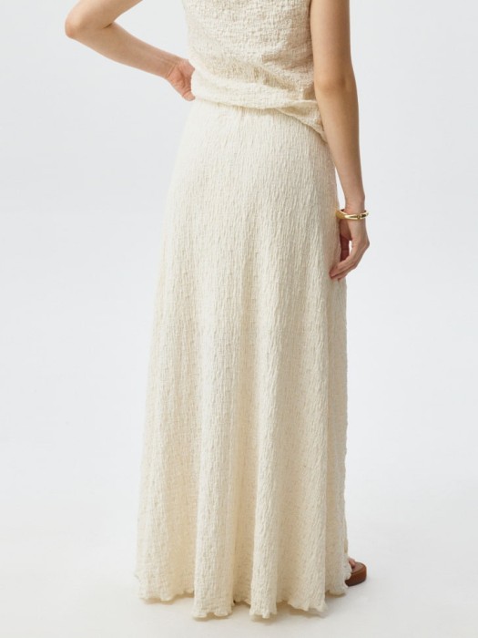 юбка макси из жатого трикотажа по цене 2499 руб вид справа