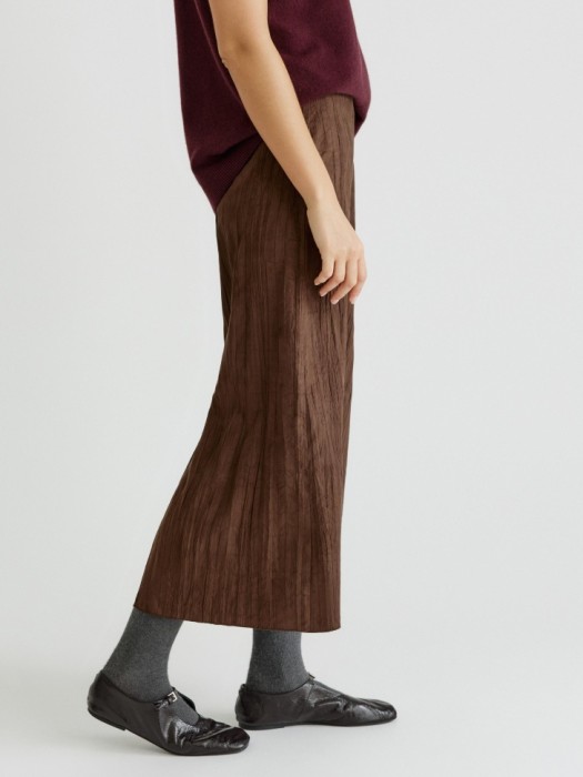 юбка миди из жатой искусственной замши по цене 3599 руб вид справа